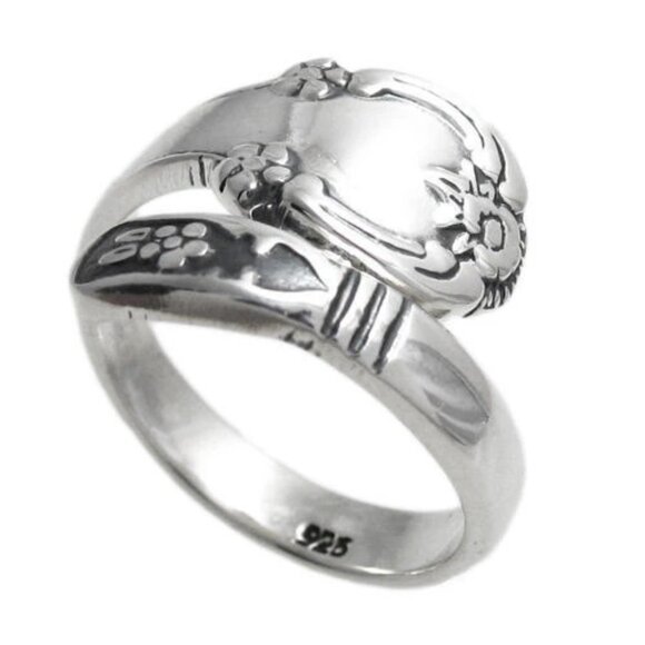 Floral Design Spoon Ring in Sterling Silver - Picture 1 of 2